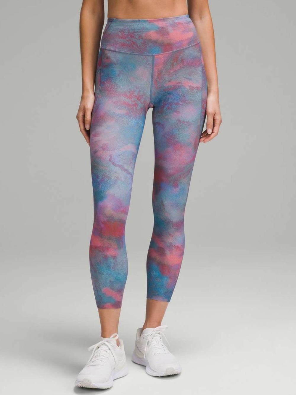 Lululemon Fast and Free High-Rise Tight with Pockets - Size 4